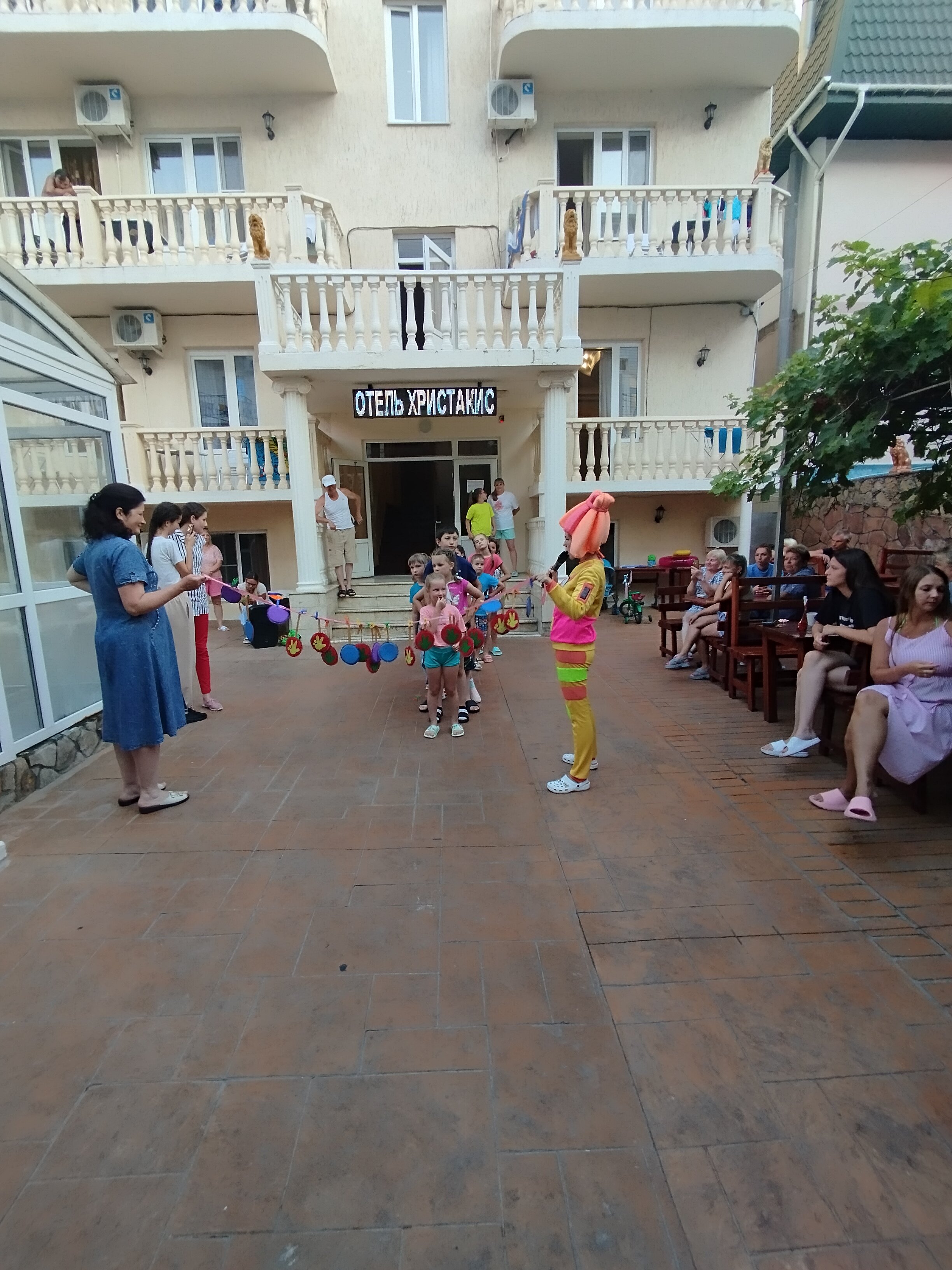 Фото Христакис