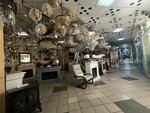 Мир света (Kommunalnaya Street, 32) ، محلات المصابيح