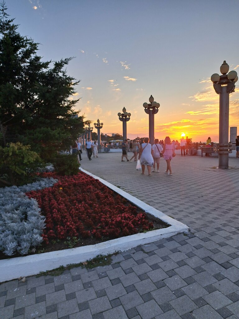Landmark, attraction Anapa Embankment, Anapa, photo