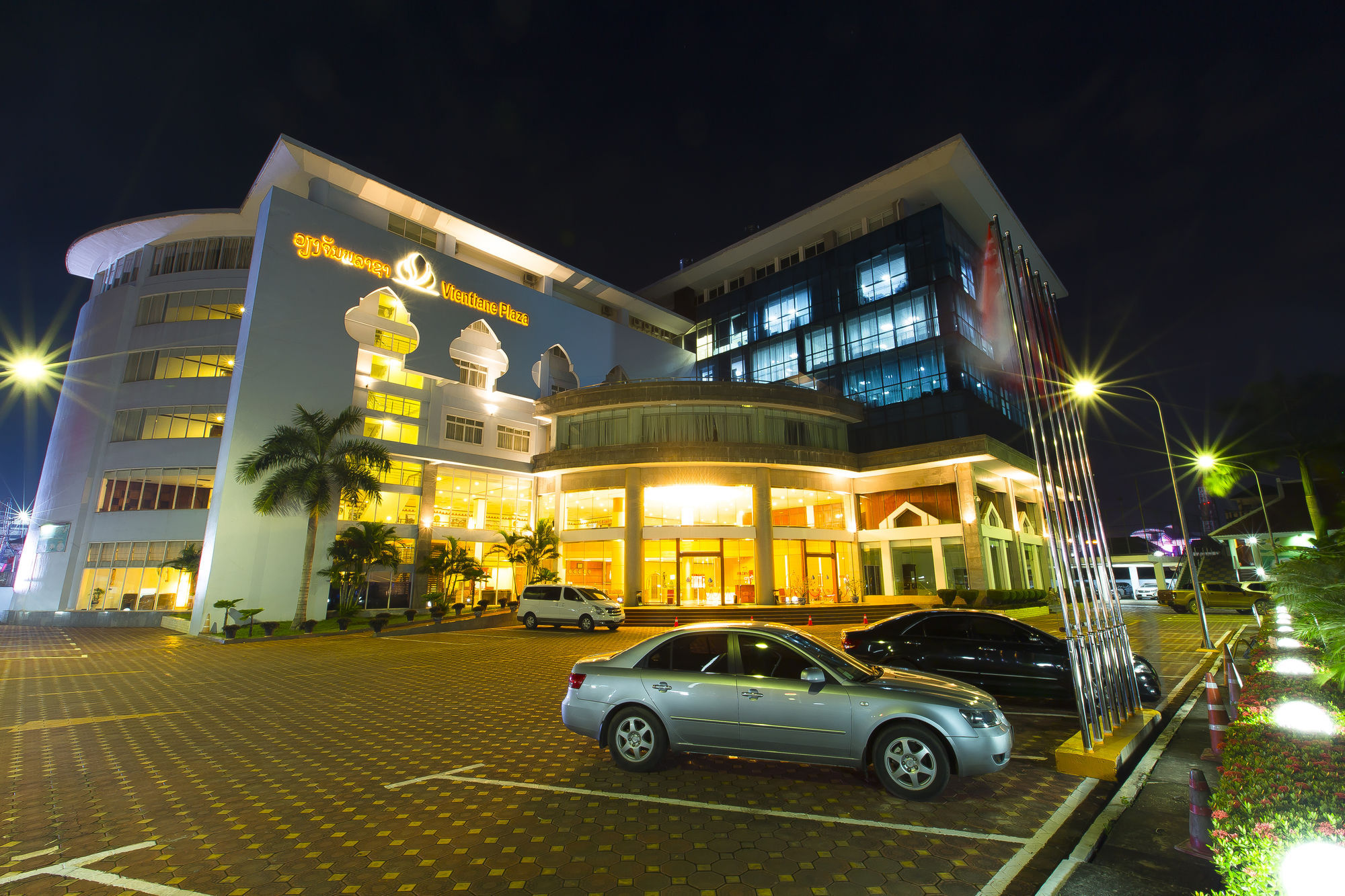 Фото Vientiane Plaza Hotel