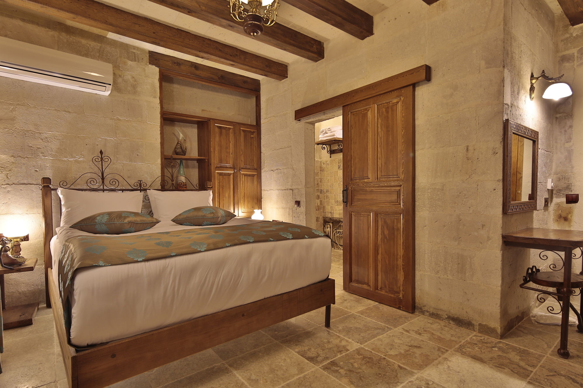 Фото Aren Cave Hotel