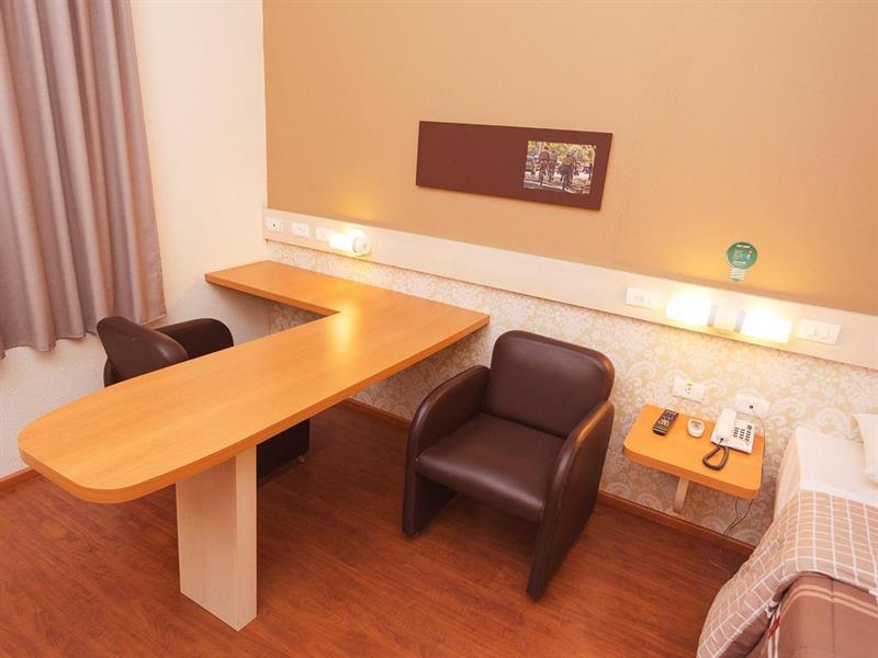 Фото Hotel 10 Sao Leopoldo