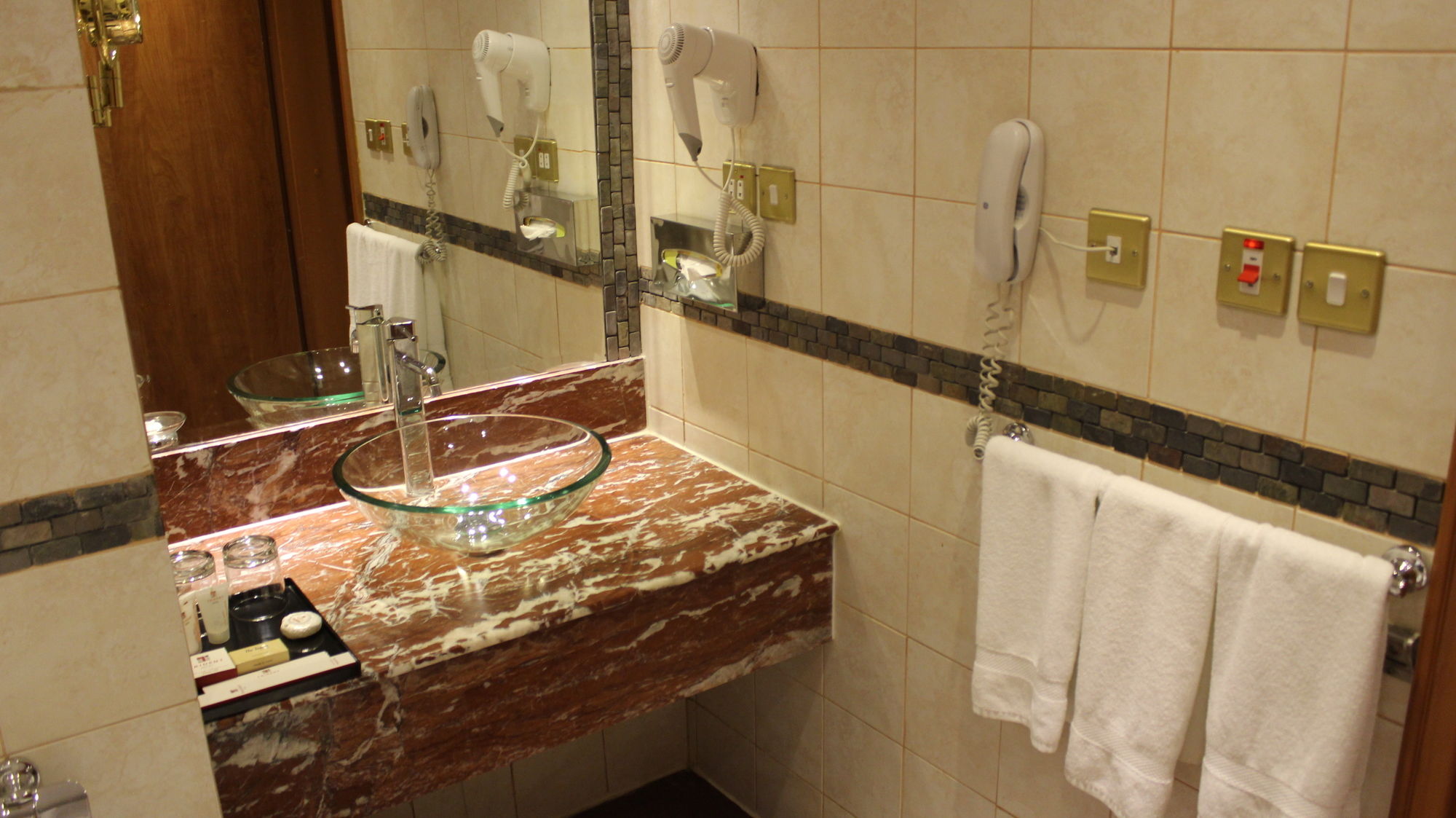 Фото Jeddah Grand Hotel