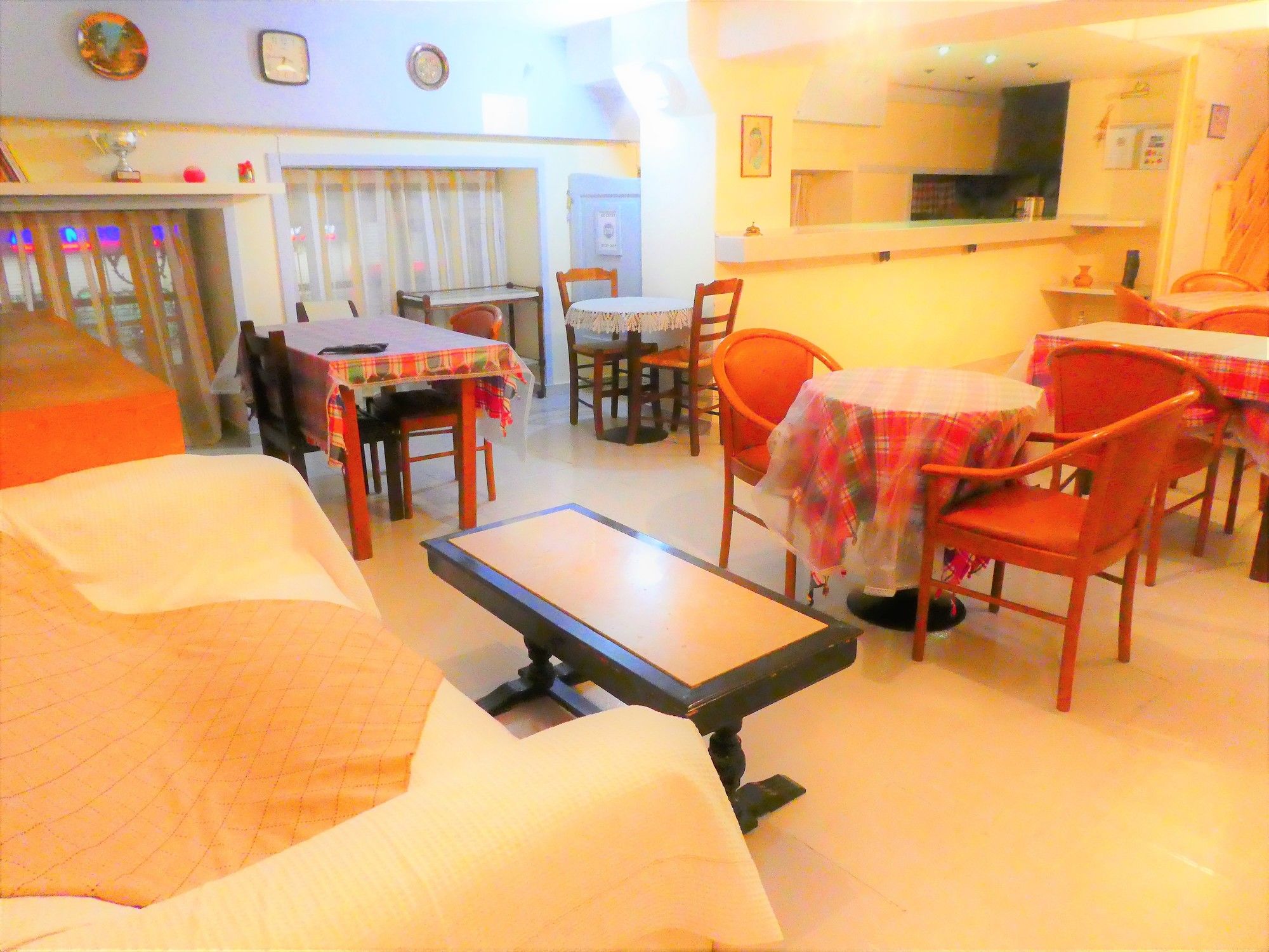 Фото Fivos Hotel - Hostel