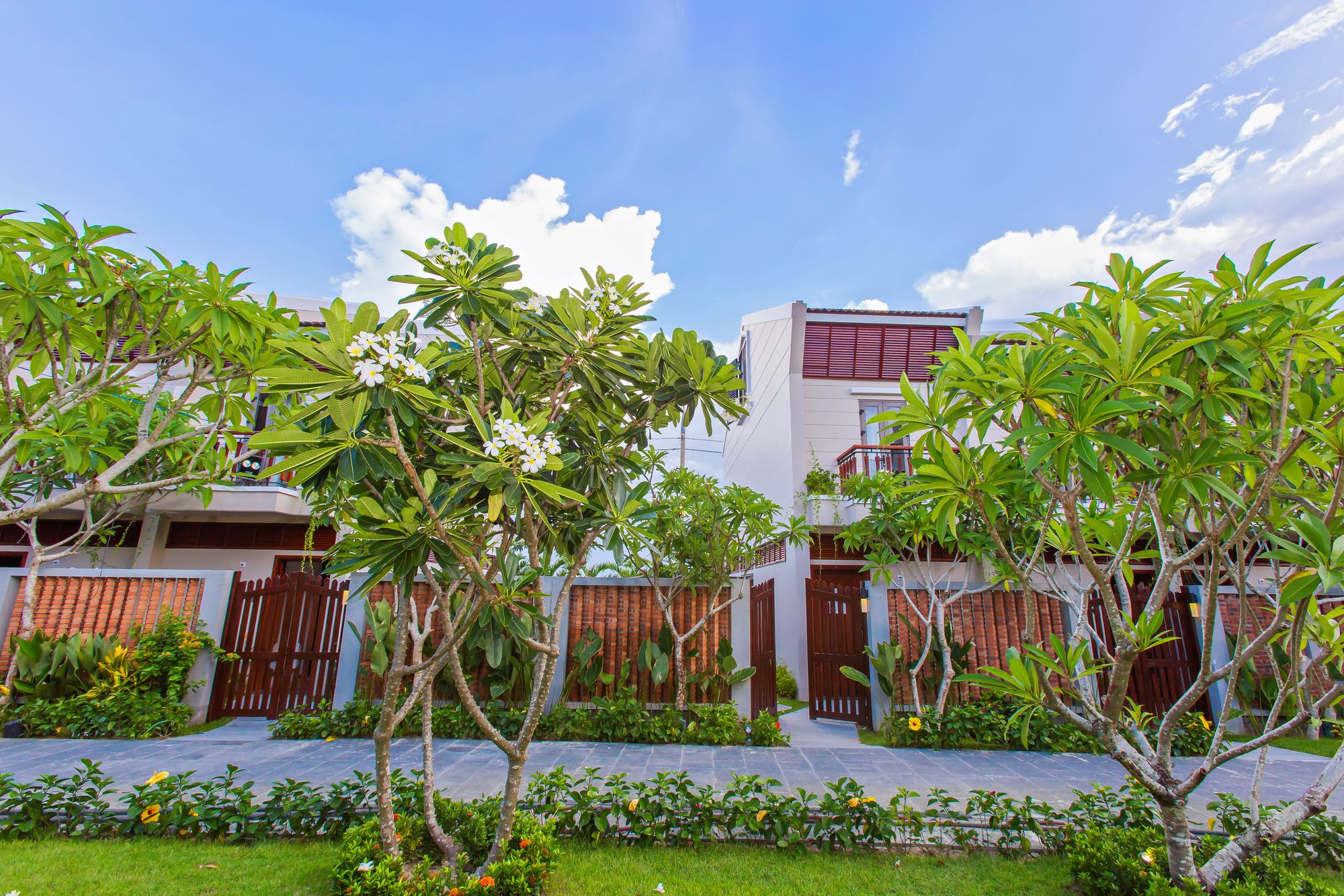 Фото Silk Sense Hoi An River Resort