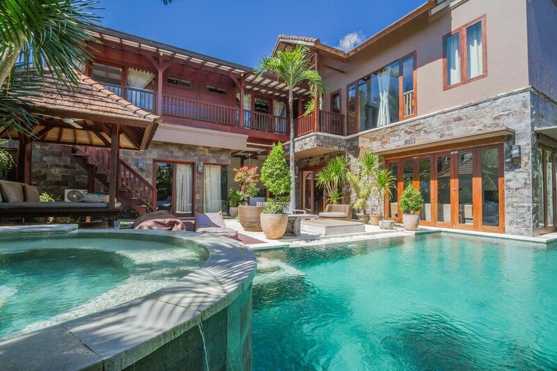 Апартаменты Villa Martine