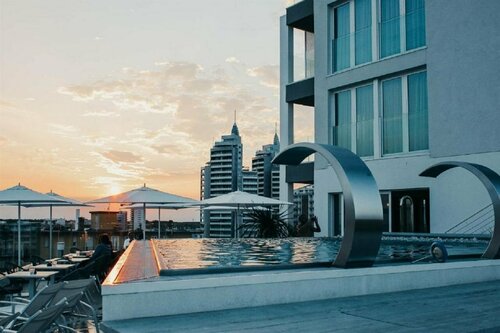 Гостиница J44 Lifestyle Hotel