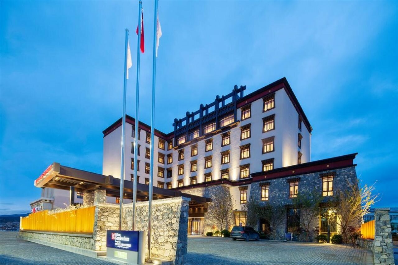 Фото отеля 1