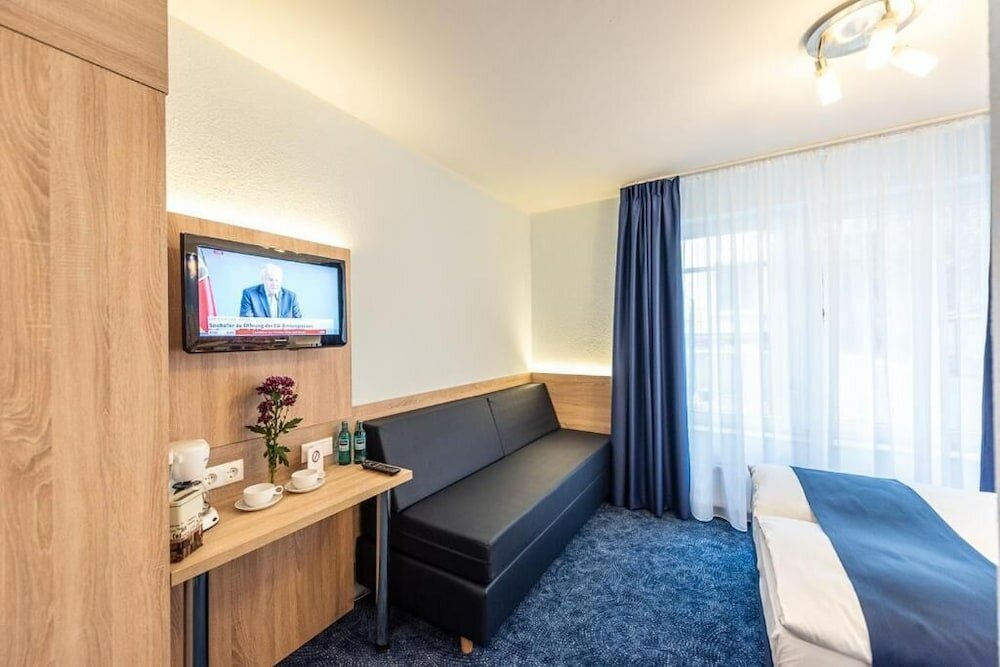 Фото Hotel Hanseport Hamburg