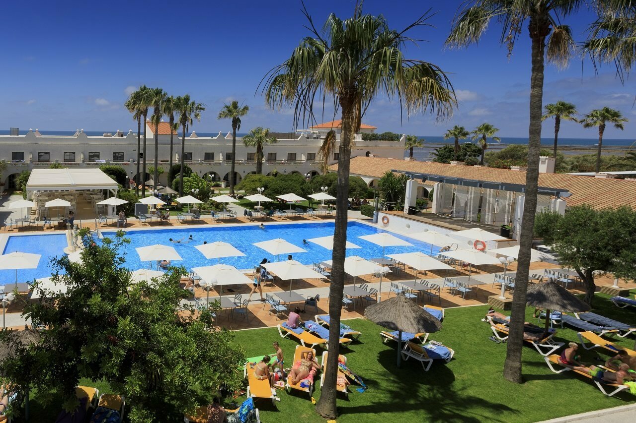 Фото Playa De La Luz Hotel