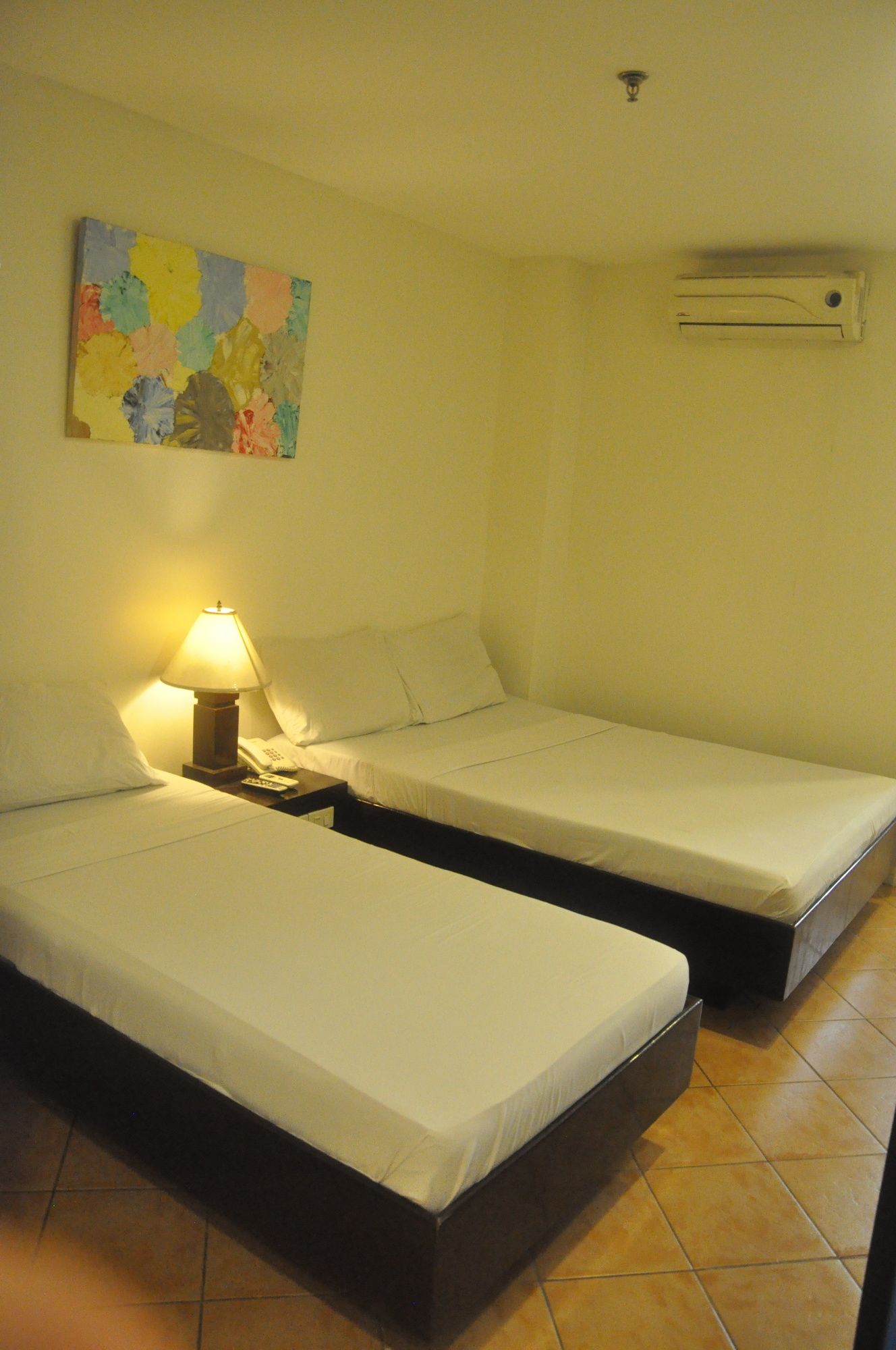 Фото Skyblue Hotel