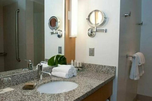 Гостиница The Holman Grand Hotel в Провинции Остров Принца Эдуарда