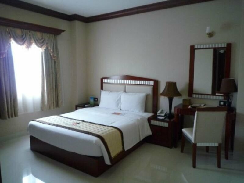 Фото Seventeen Saloon Hotel