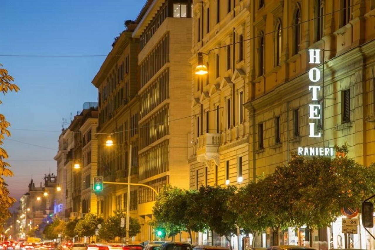 Фото отеля 3