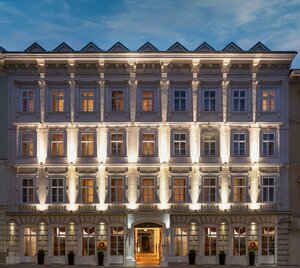 отель The Levante Rathaus Apartments