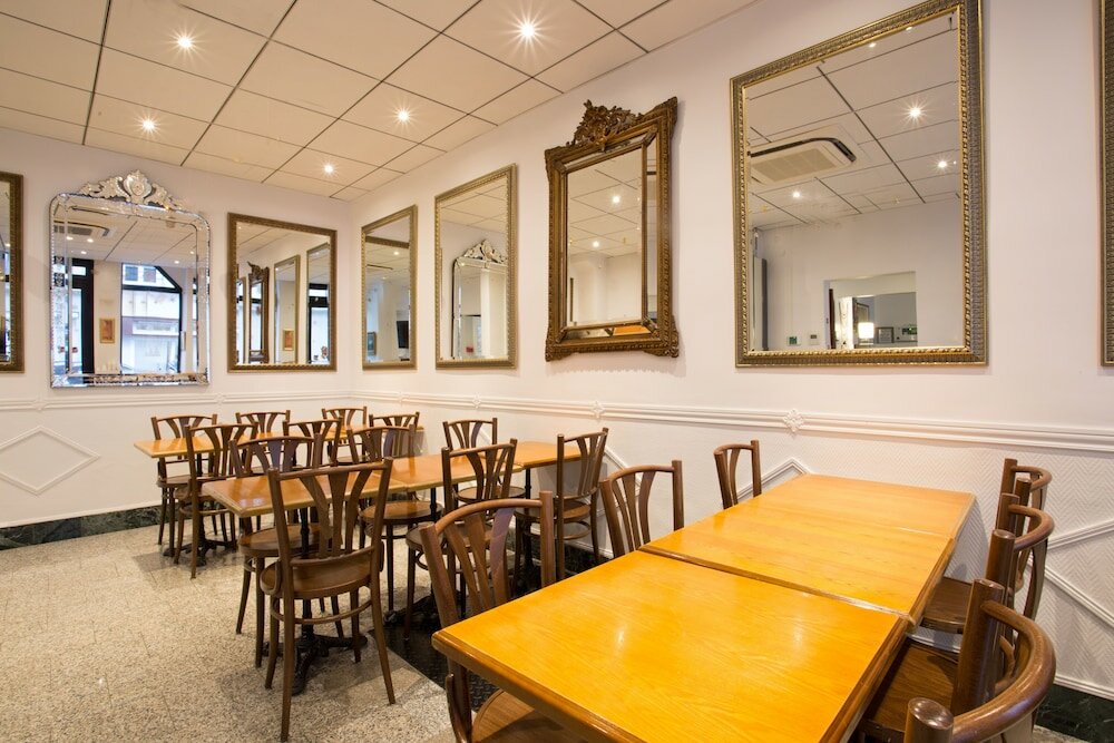 Фото Hotel Darcet Paris