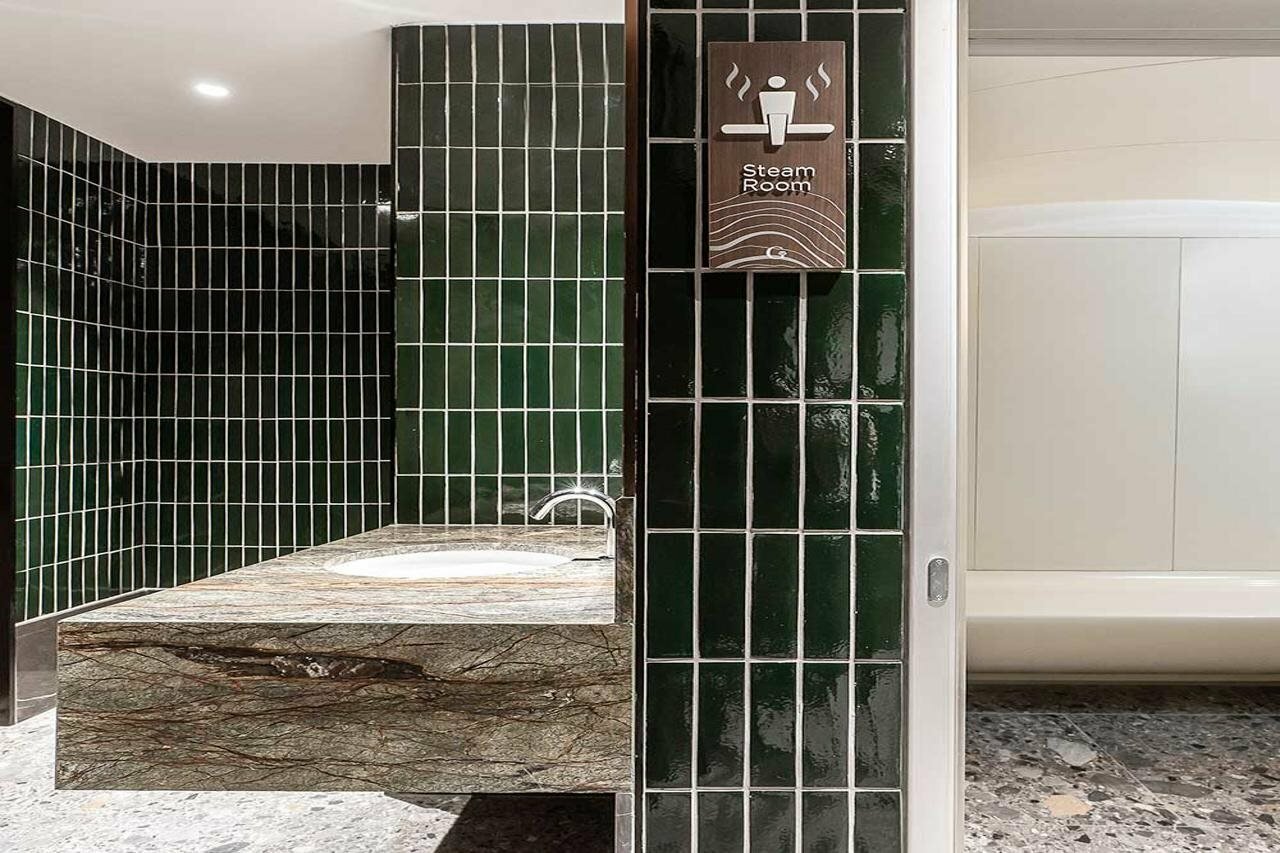 Фото Gardina Asoke Hotel & Residence