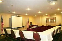 Фото Hampton Inn Cornelia