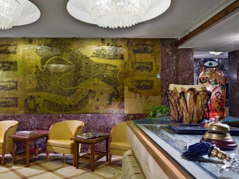 Фото Hotel Montecarlo