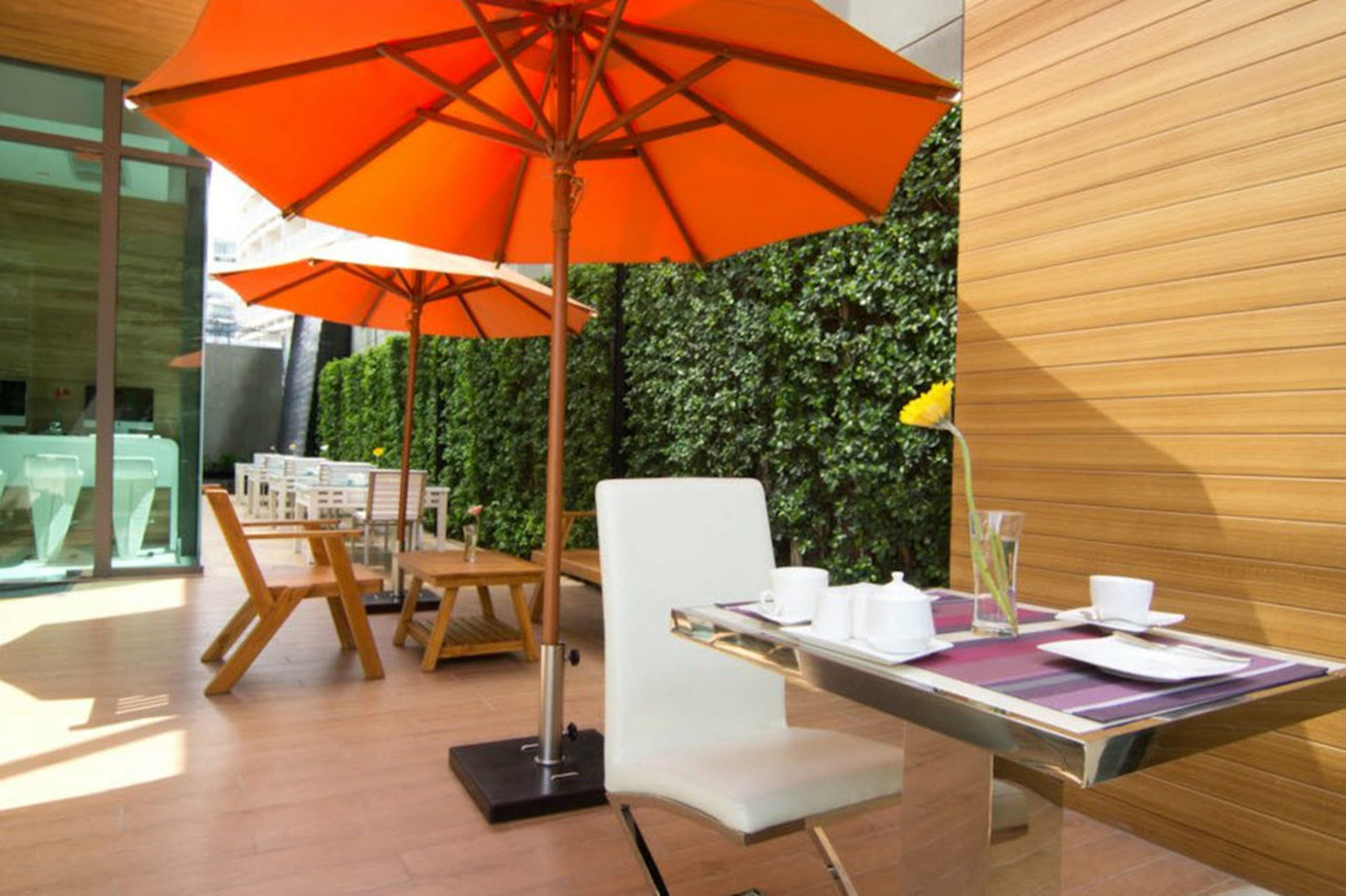 Фото Seven Zea Chic Hotel