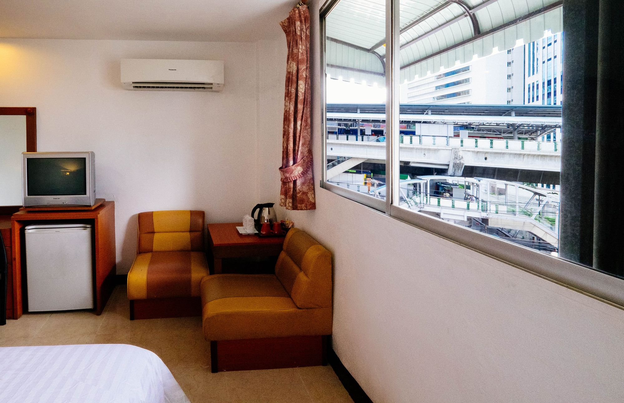 Фото Atlas Bangkok Hotel