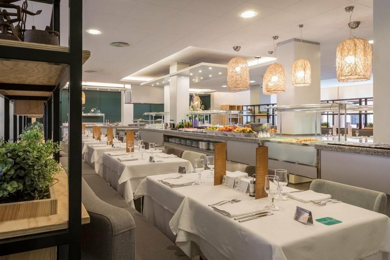 Фото Aqua Hotel Bertran Park