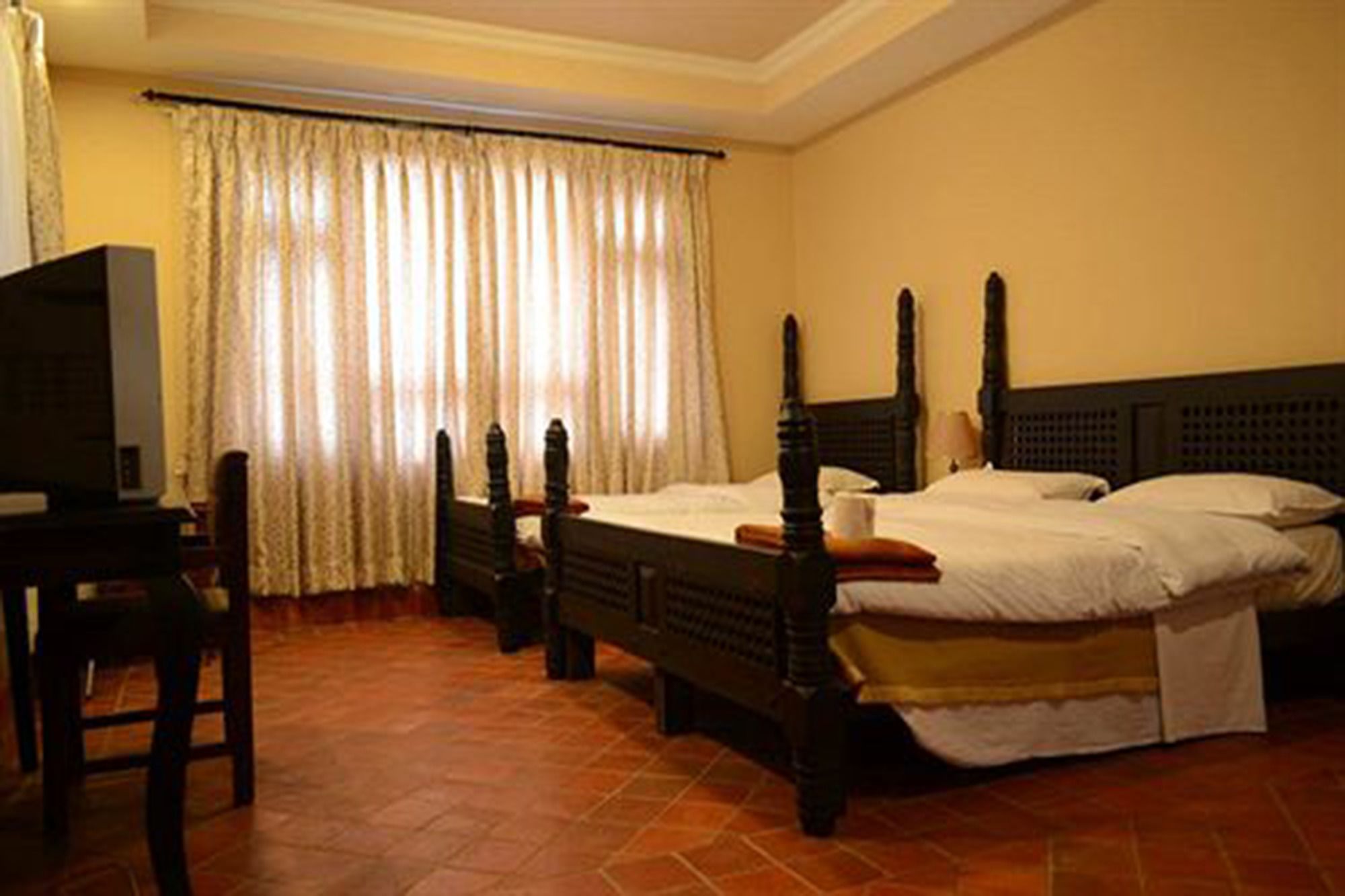 Фото Hotel Ganesh Himal