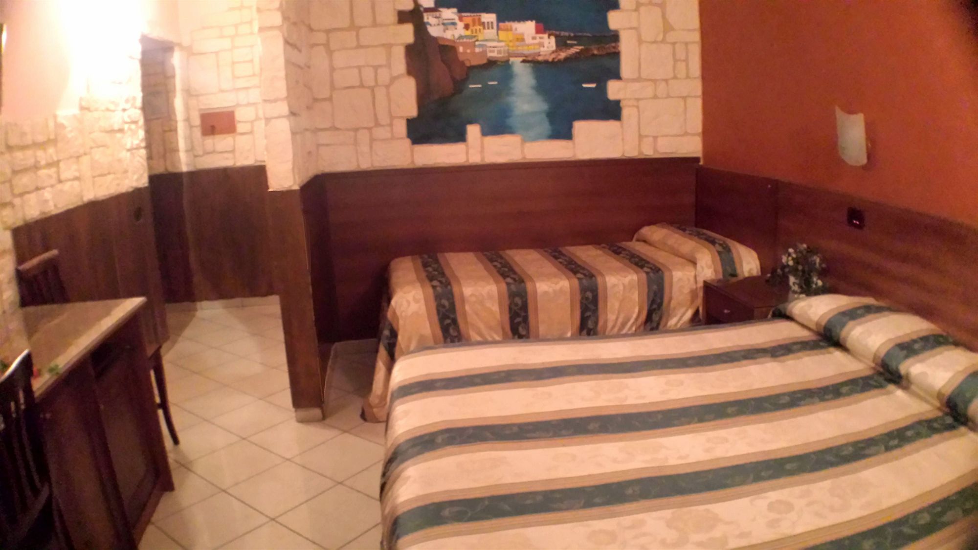 Фото Hotel Ginerva a Napoli