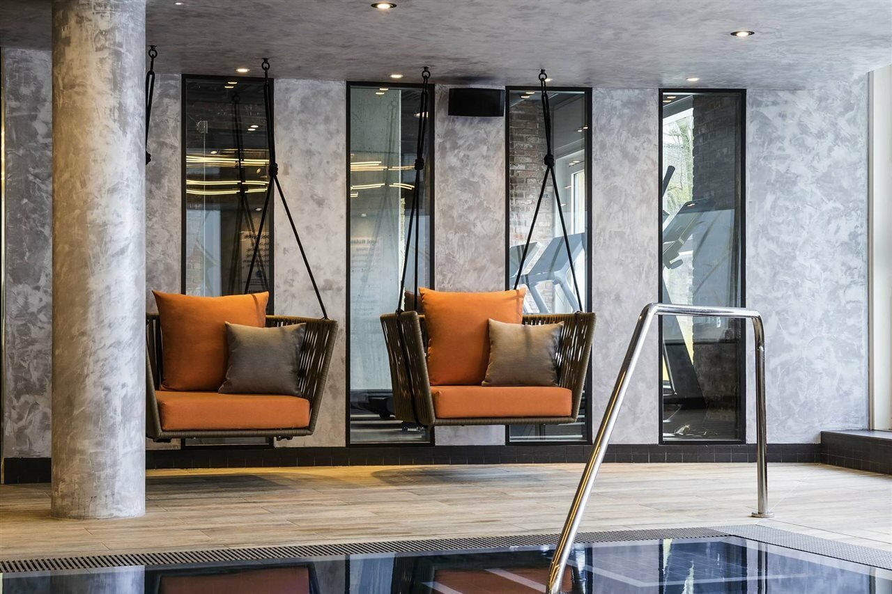 Фото Novotel London Canary Wharf