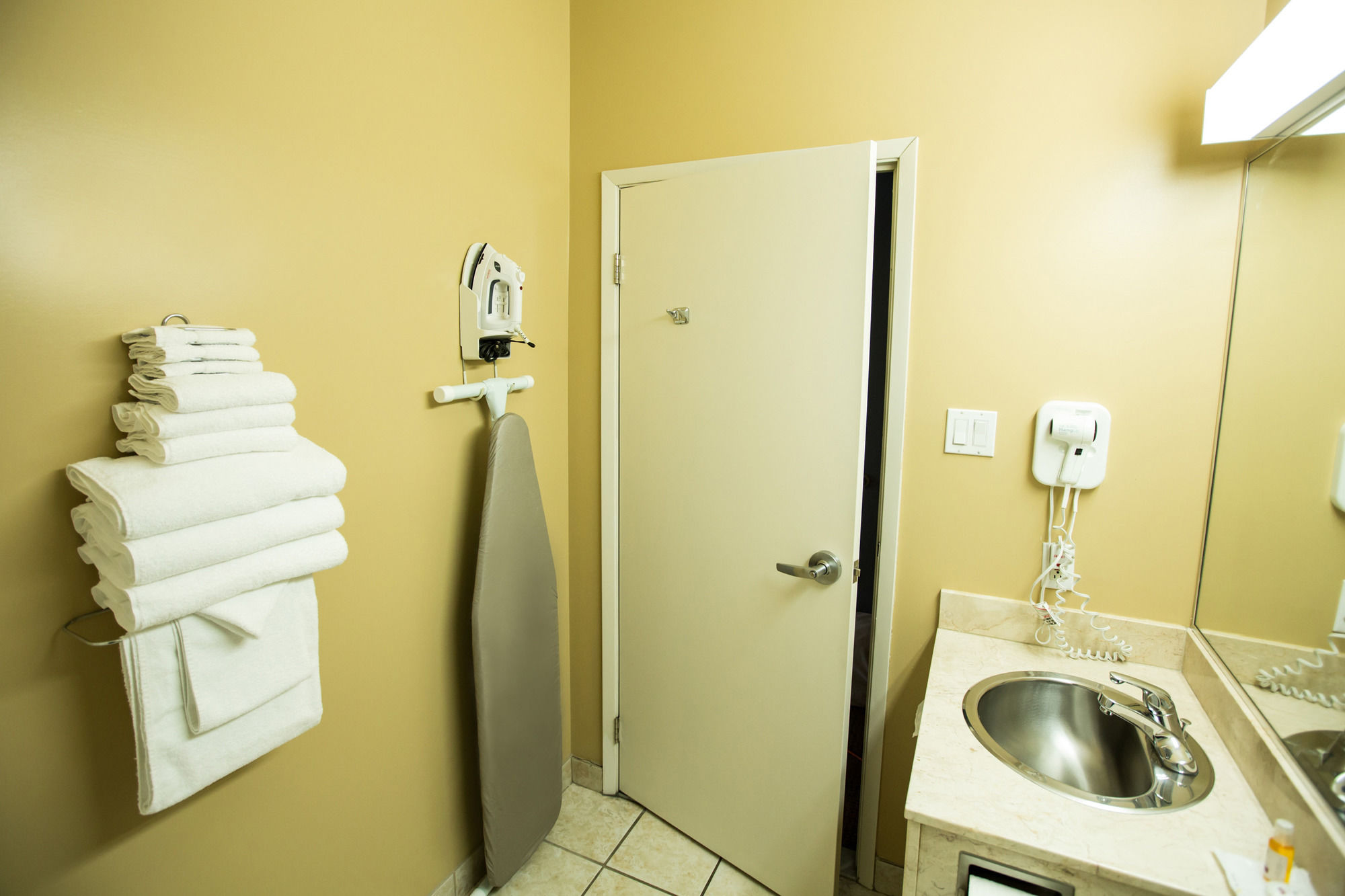 Фото Château Repotel Henri IV