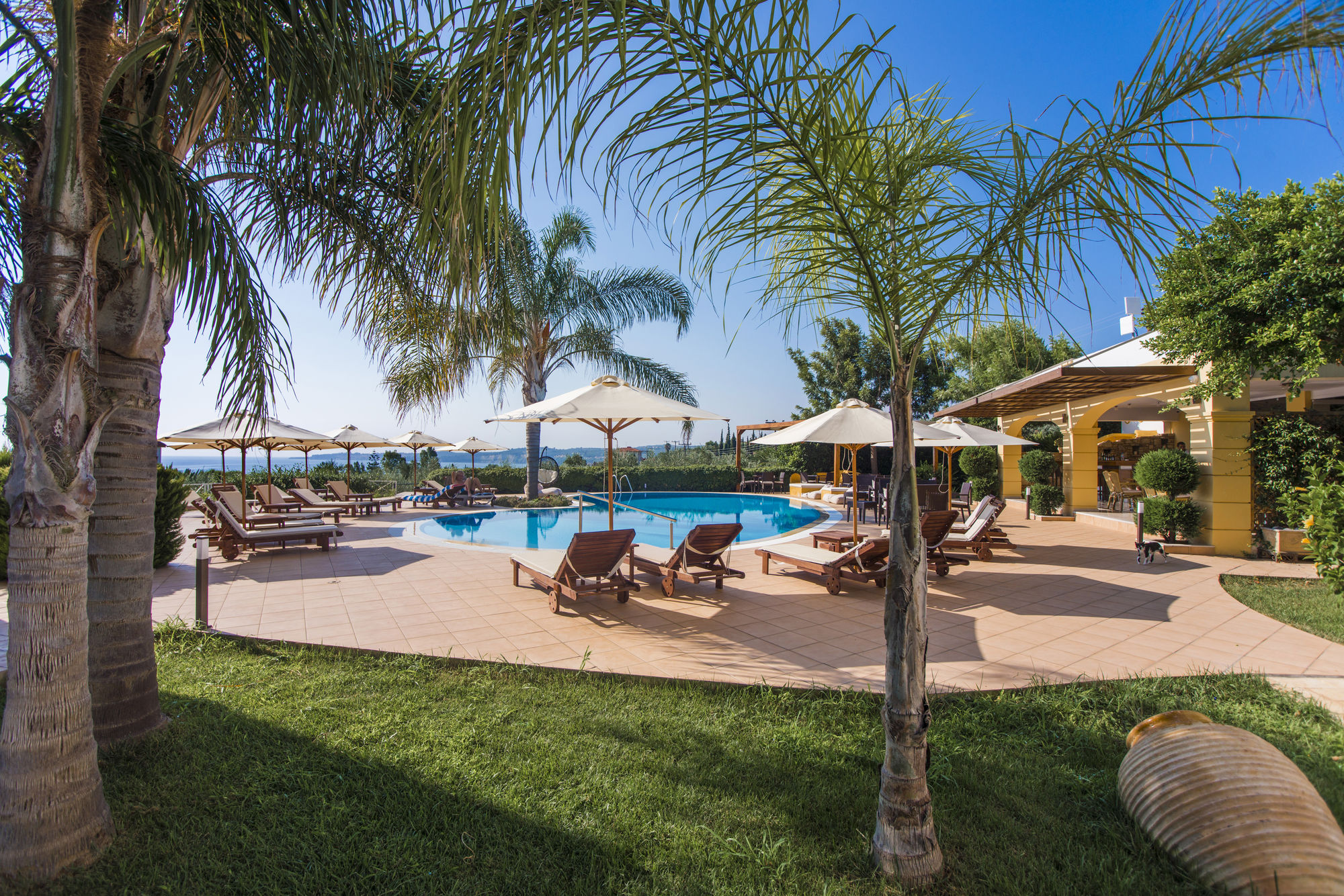 Фото Colonides Beach Hotel