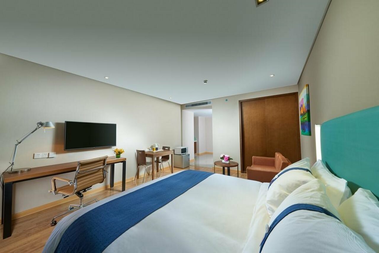 Фото Holiday Inn Express Hangzhou Huanglong, an Ihg Hotel