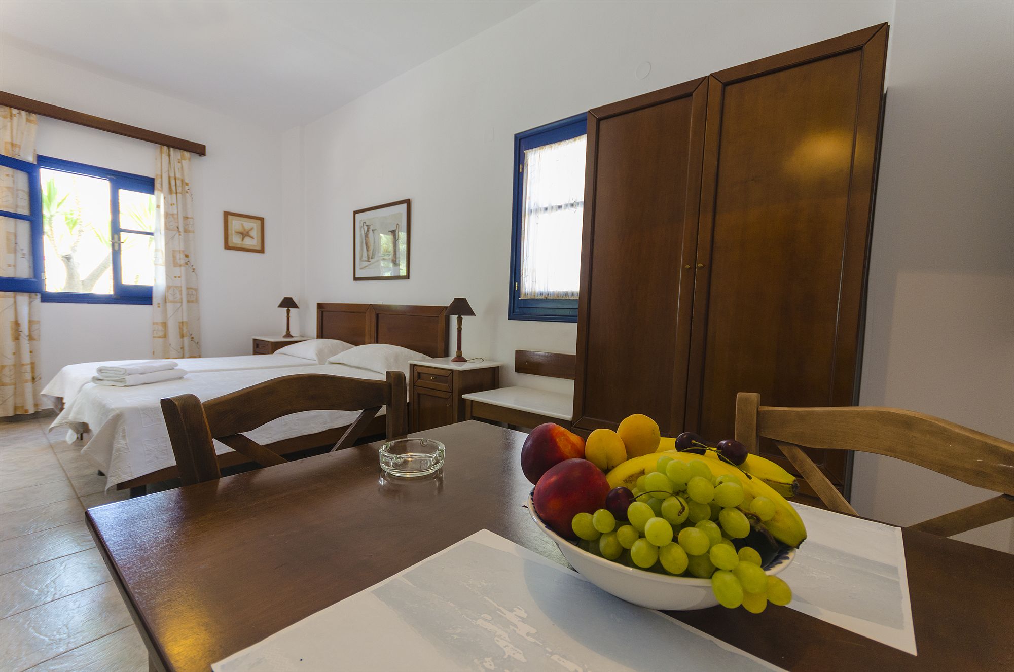 Фото Mouras Studios