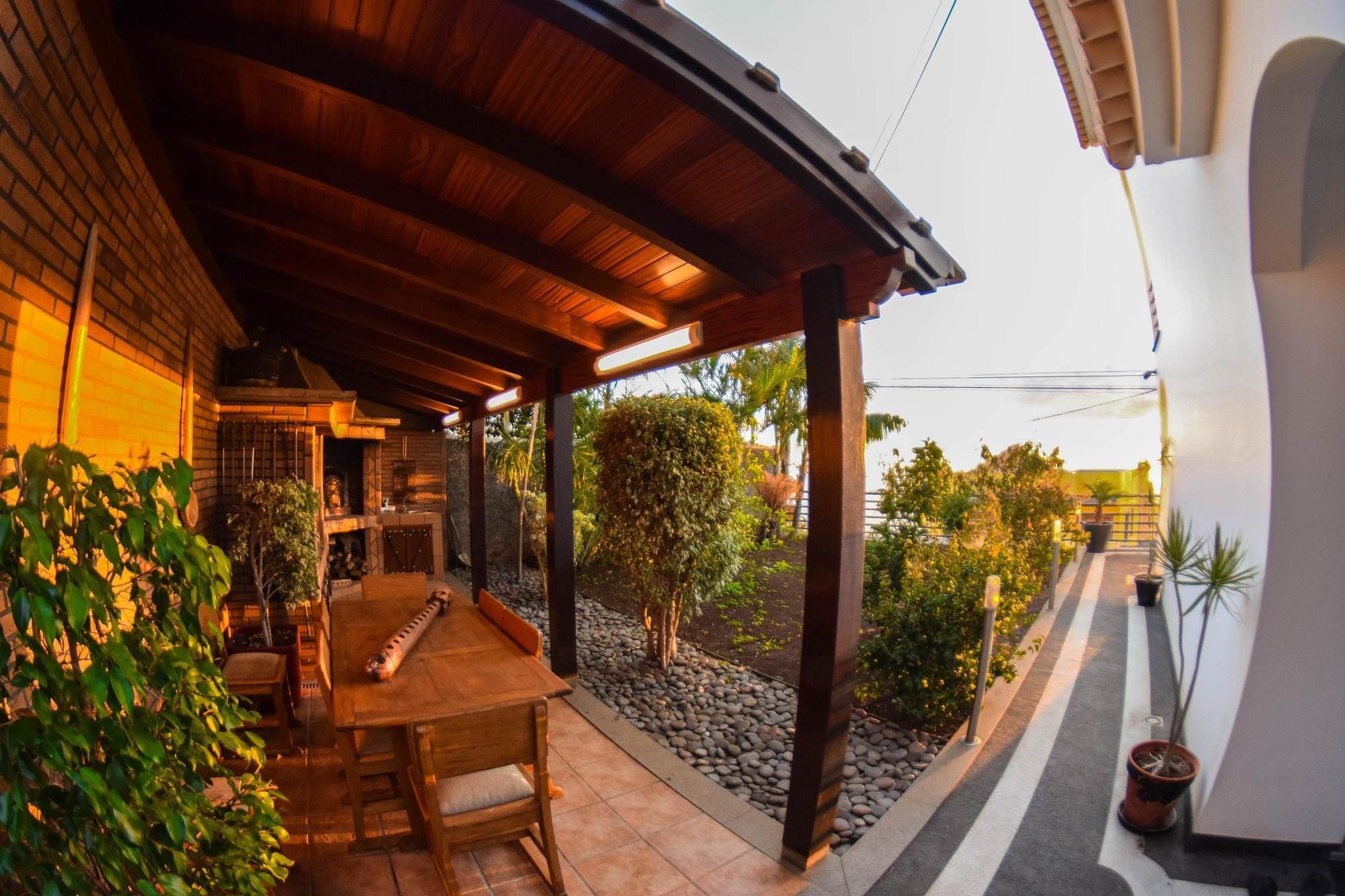 Фото House With 3 Bedrooms in Funchal, With Wonderful sea View, Private Pool, Enclosed Garden Near the Beach