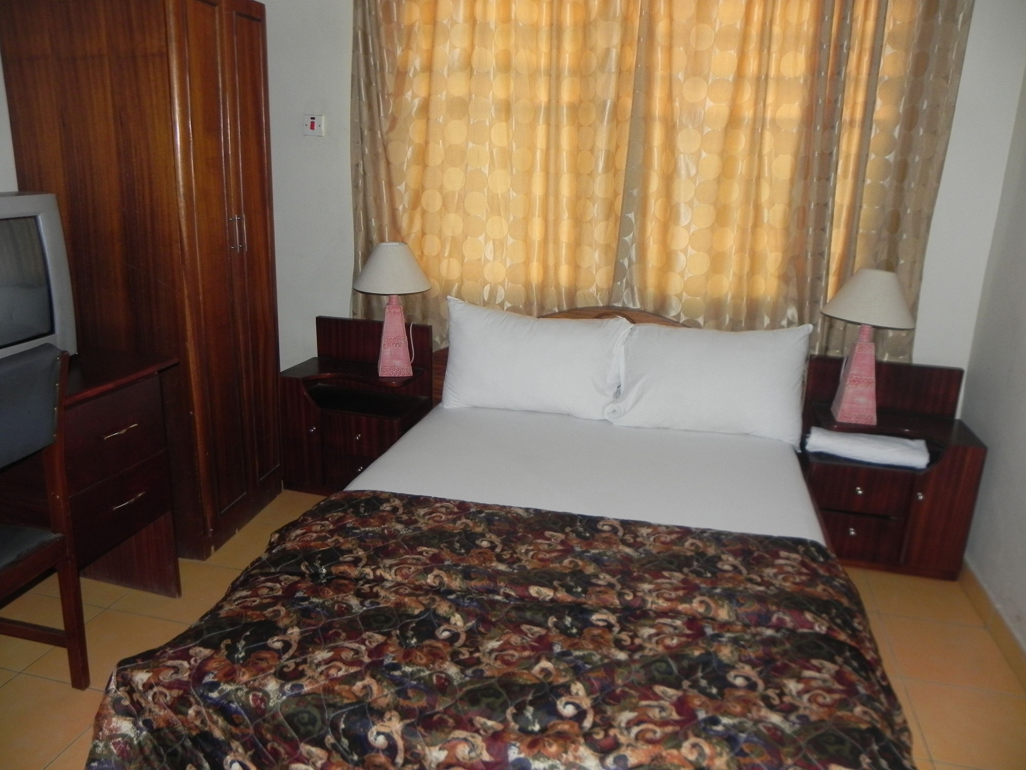 Фото Oriental Hotel North Legon