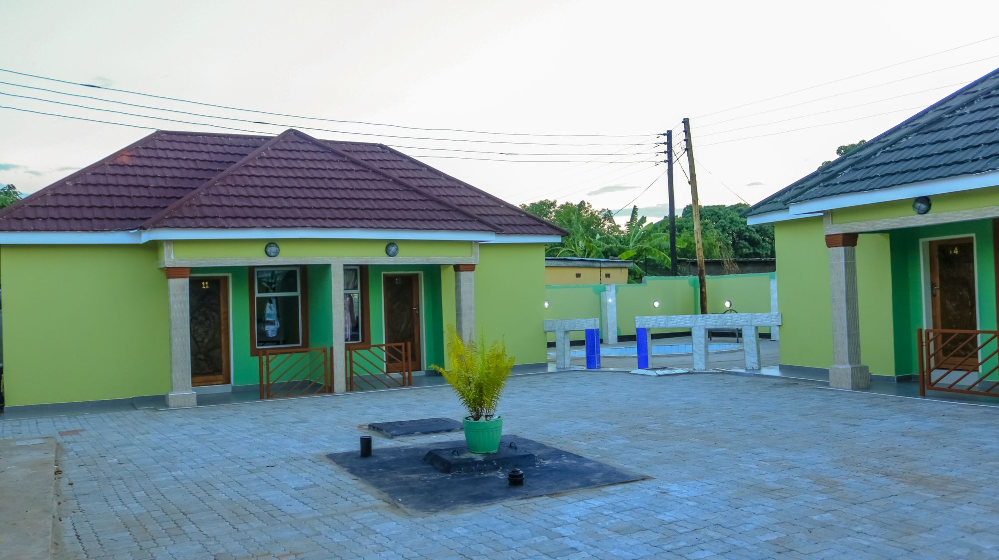 Фото Km Executive Lodge