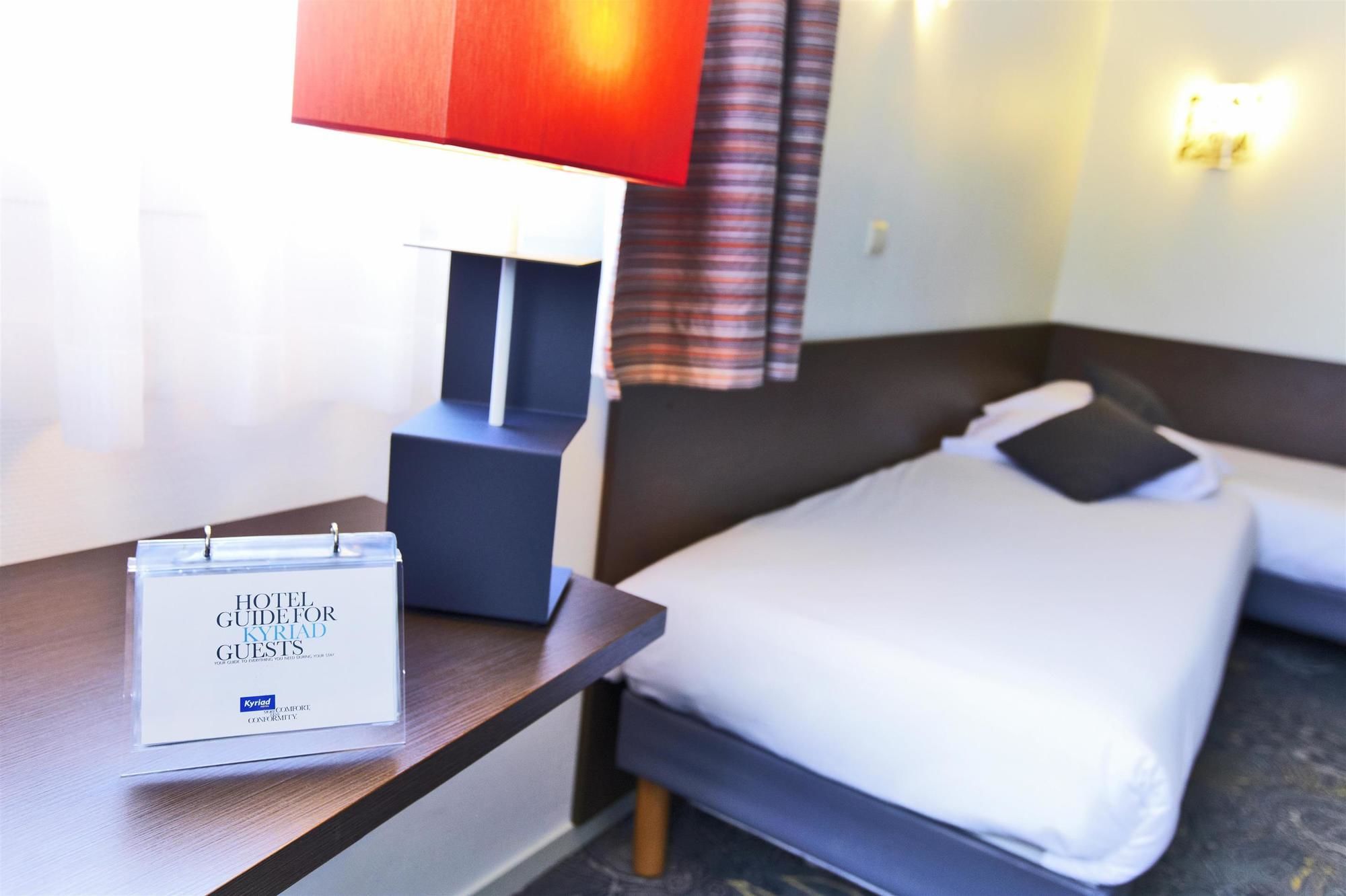 Фото Hôtel Kyriad La Rochelle Centre Ville