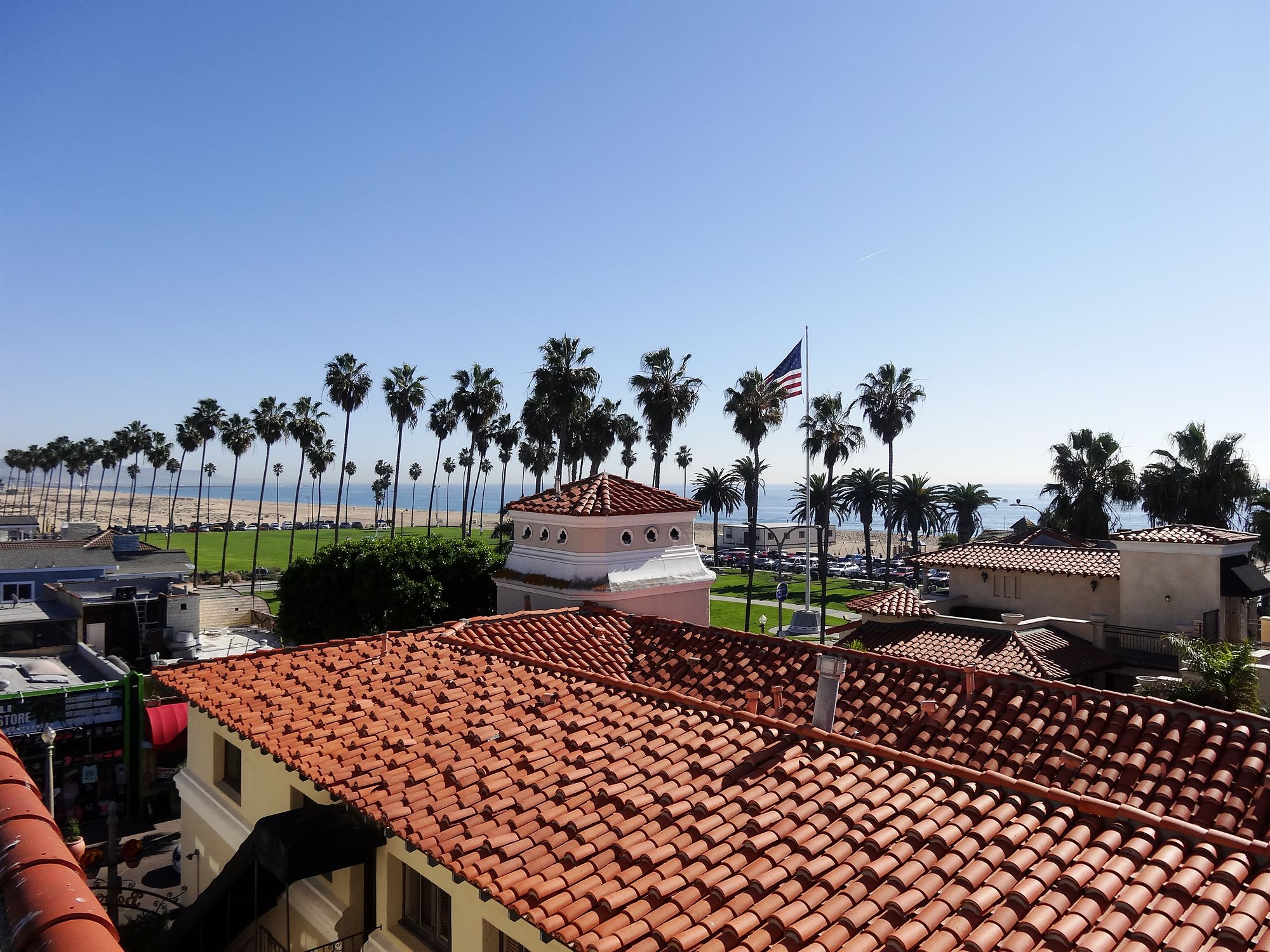 Фото Balboa Inn, On the Beach