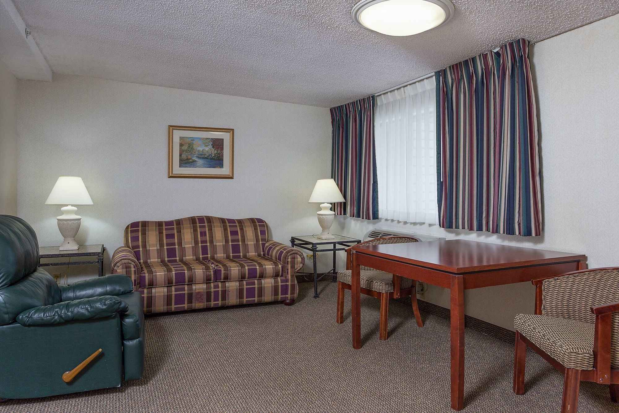 Фото Hotel Thea Tacoma, Ascend Hotel Collection