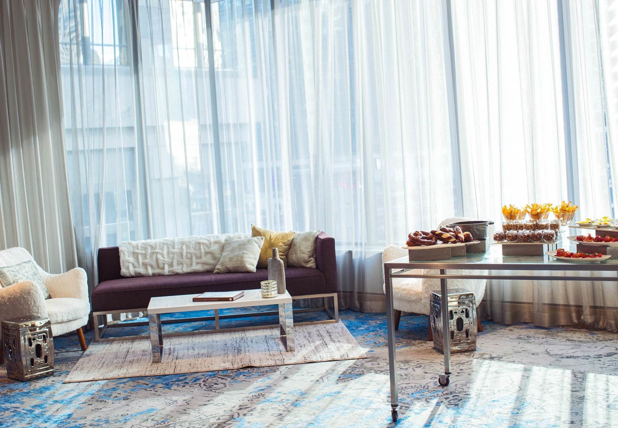 Фото Renaissance Chicago Downtown Hotel