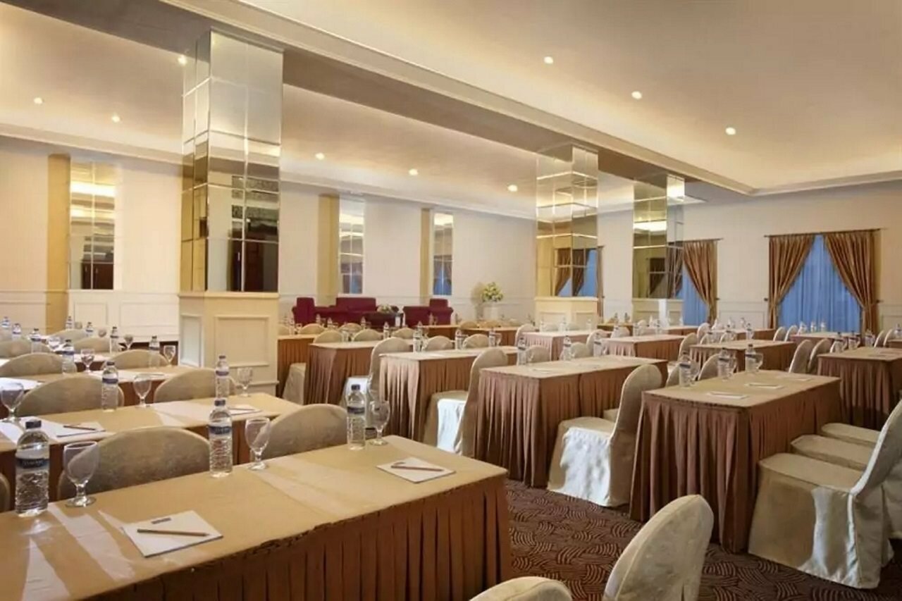 Фото Hotel Dafam Semarang