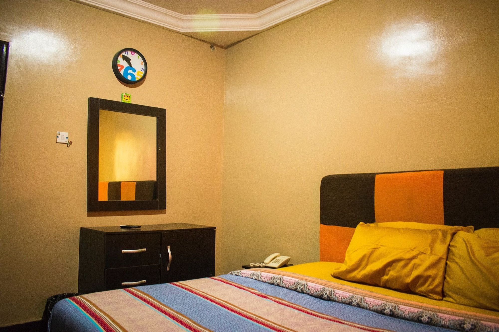 Фото Adesuwa Royal Guest House Ketu