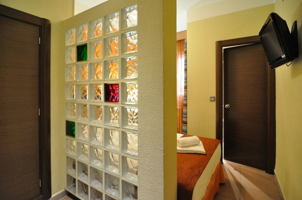 Фото Hostal Ballesta