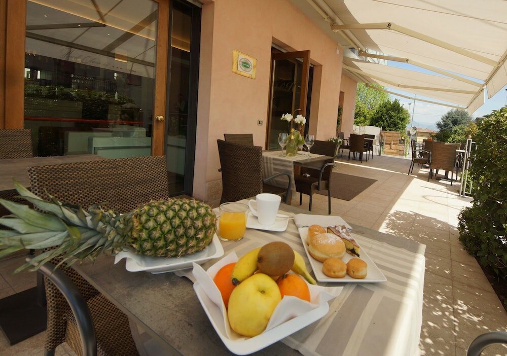 Фото Hotel Clarin 14 by Dori