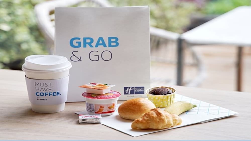 Фото Holiday Inn Express Brooklyn, an Ihg Hotel