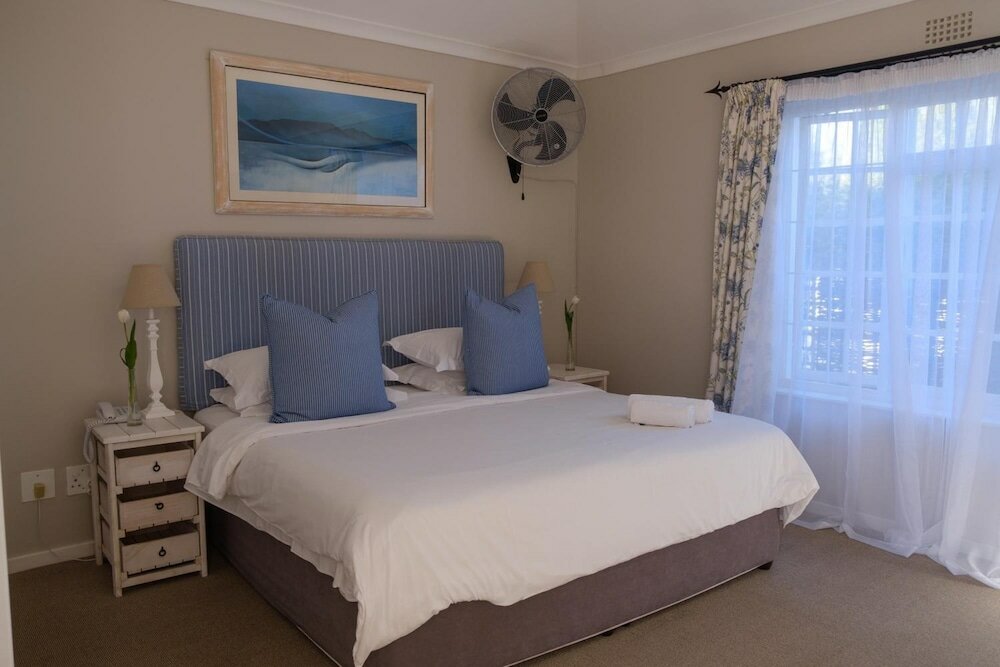 Фото White Lodge Constantia Guest House