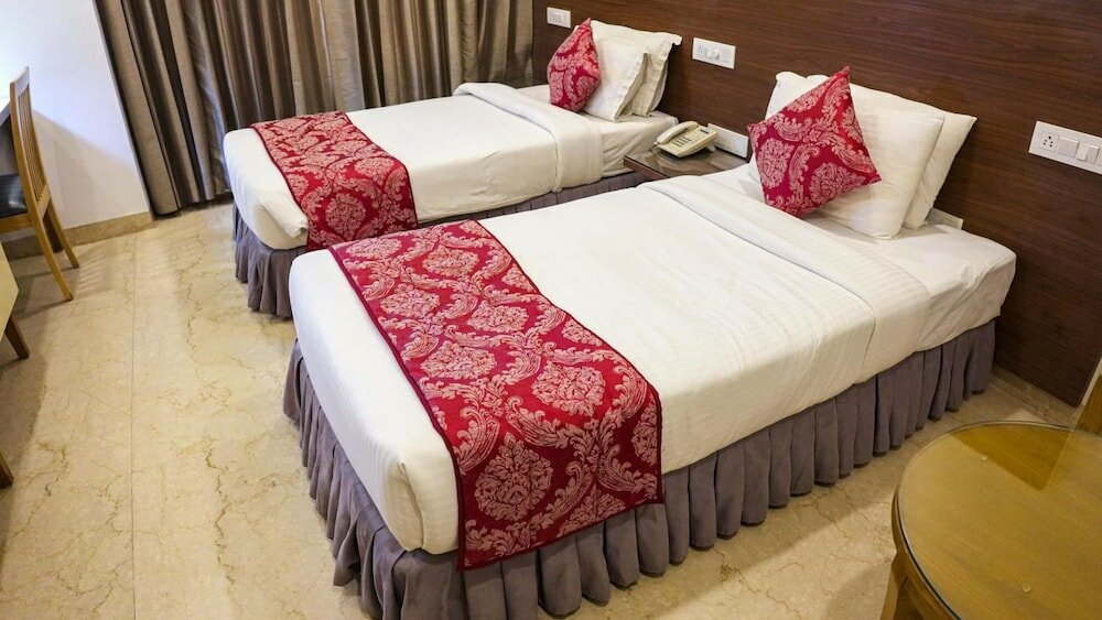 Фото Iris Park Hotel