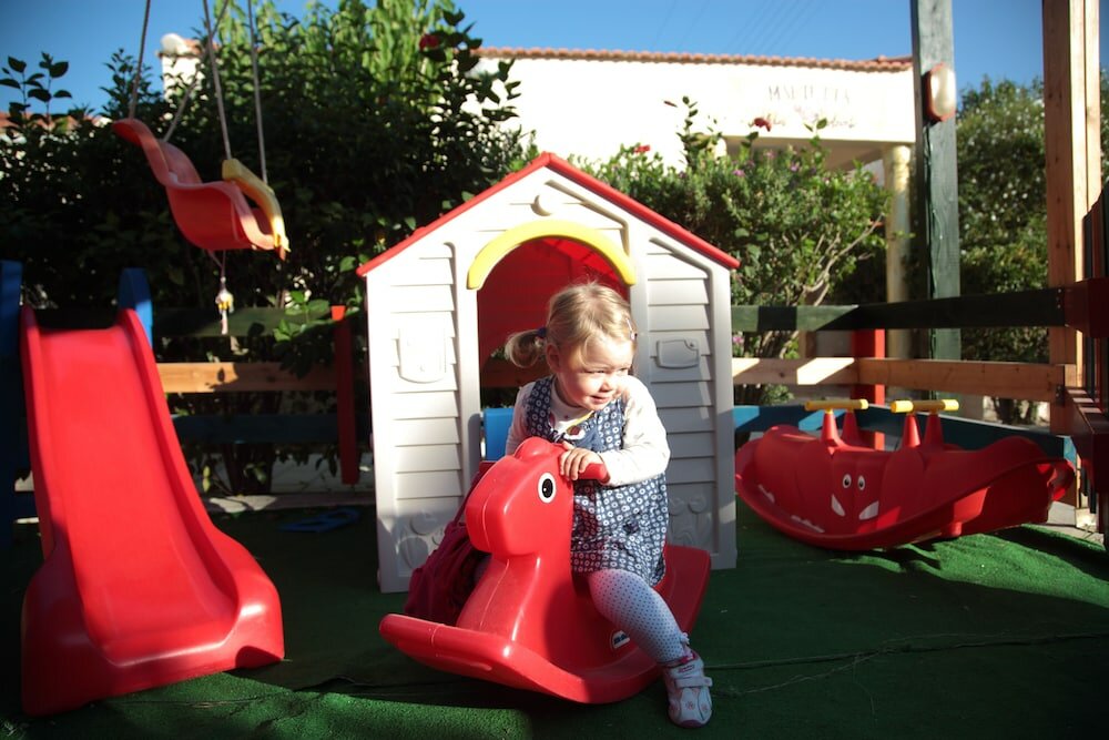 Фото Marietta Hotel & Apartments