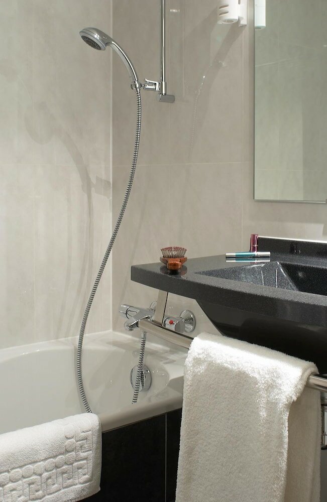 Фото Escale Oceania Brest