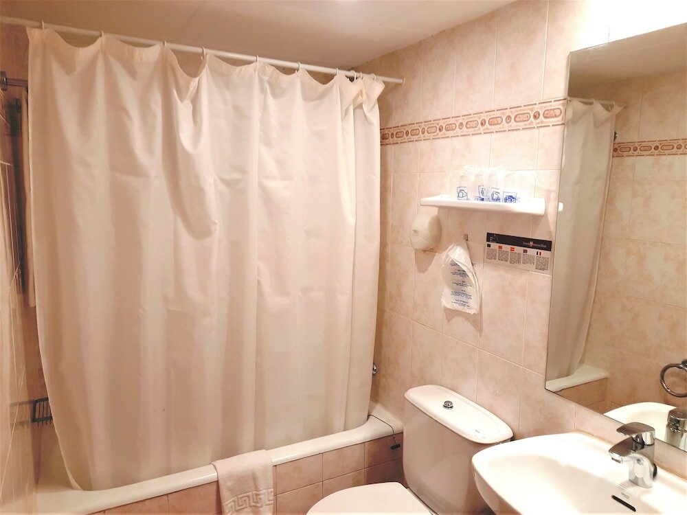 Фото Hotel Urogallo